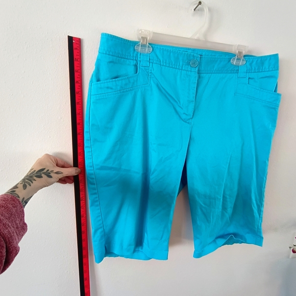 Tribella Bermuda Shorts Womens Size 16 Teal Blue Stretch Mid Rise Summer Golf - Picture 5 of 9